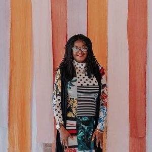 Meet your Posher, Miriam